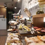 Jestebrno 4* برنو