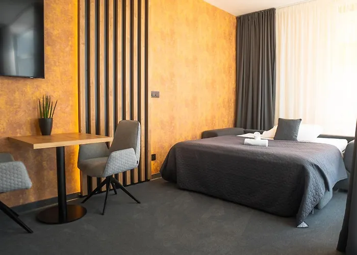 ホテル Jestebrno 4*