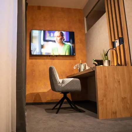 Hotel Jestebrno 4*