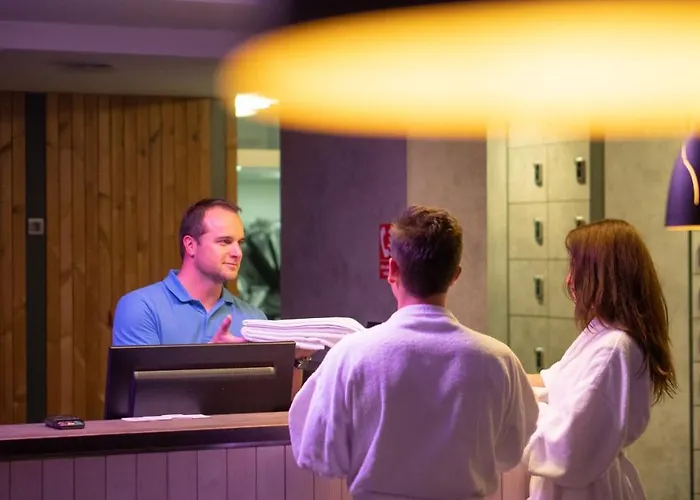 Jestebrno فندق 4*