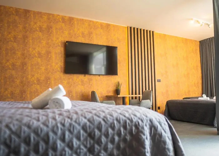 Jestebrno 4* برنو